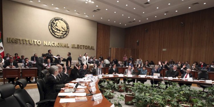 Denuncian ante el INE a 11 candidatos del Poder Judicial por presuntos vínculos con el crimen organizado