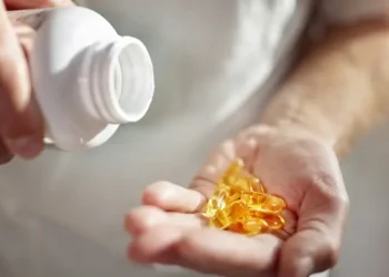 Suplementos alimenticios: el riesgo detrás de la etiqueta “natural”