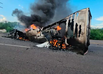 Culiacán vive una jornada de violencia extrema en medio de disputa criminal