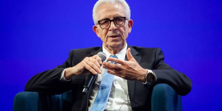 El expresidente Ernesto Zedillo ha intensificado sus críticas hacia la administración de Claudia Sheinbaum