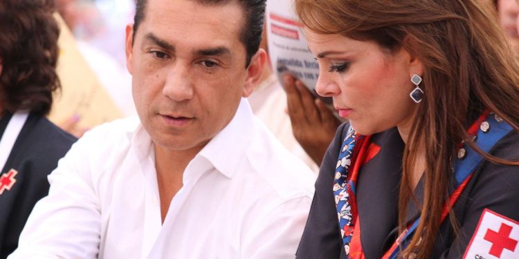 Tribunal federal otorga suspensión a José Luis Abarca en condena por secuestro