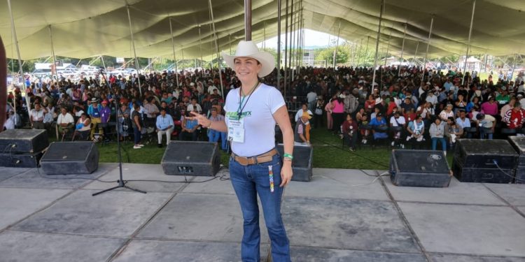 Yndira Sandoval destapa nuevo partido político con asamblea exitosa en Morelos